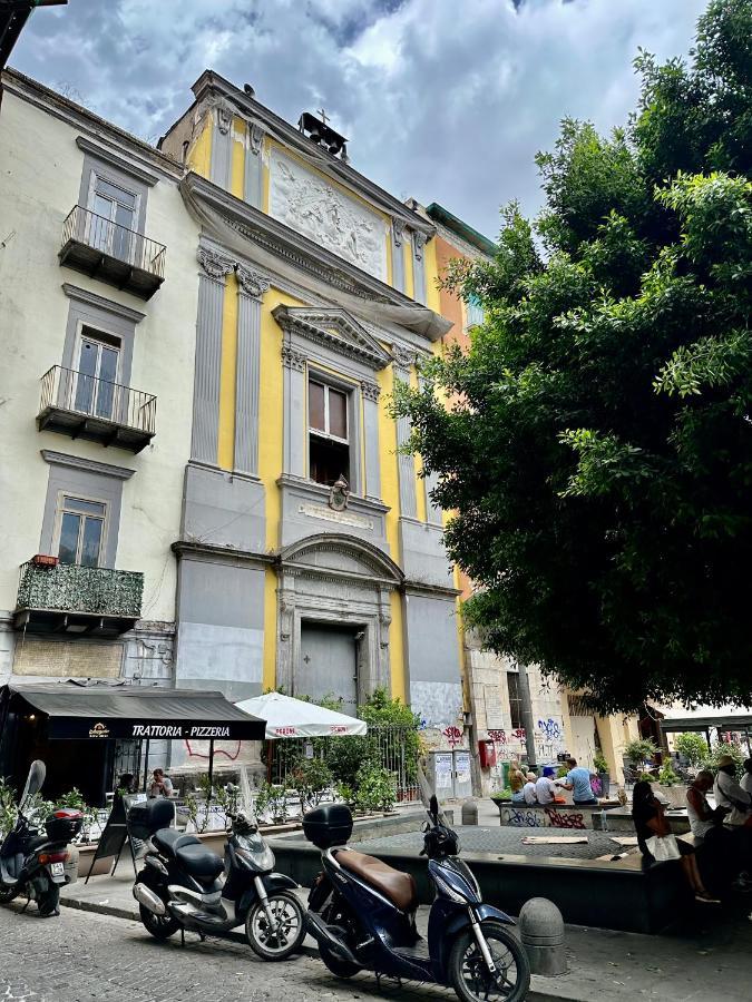 La Casa Di Elisa Apartman Nápoly Kültér fotó